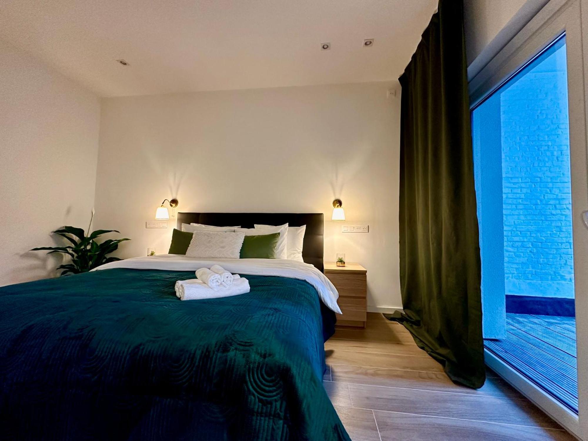 Luxury Suites Park By Rikas Hotels Antwerpen Exterior foto