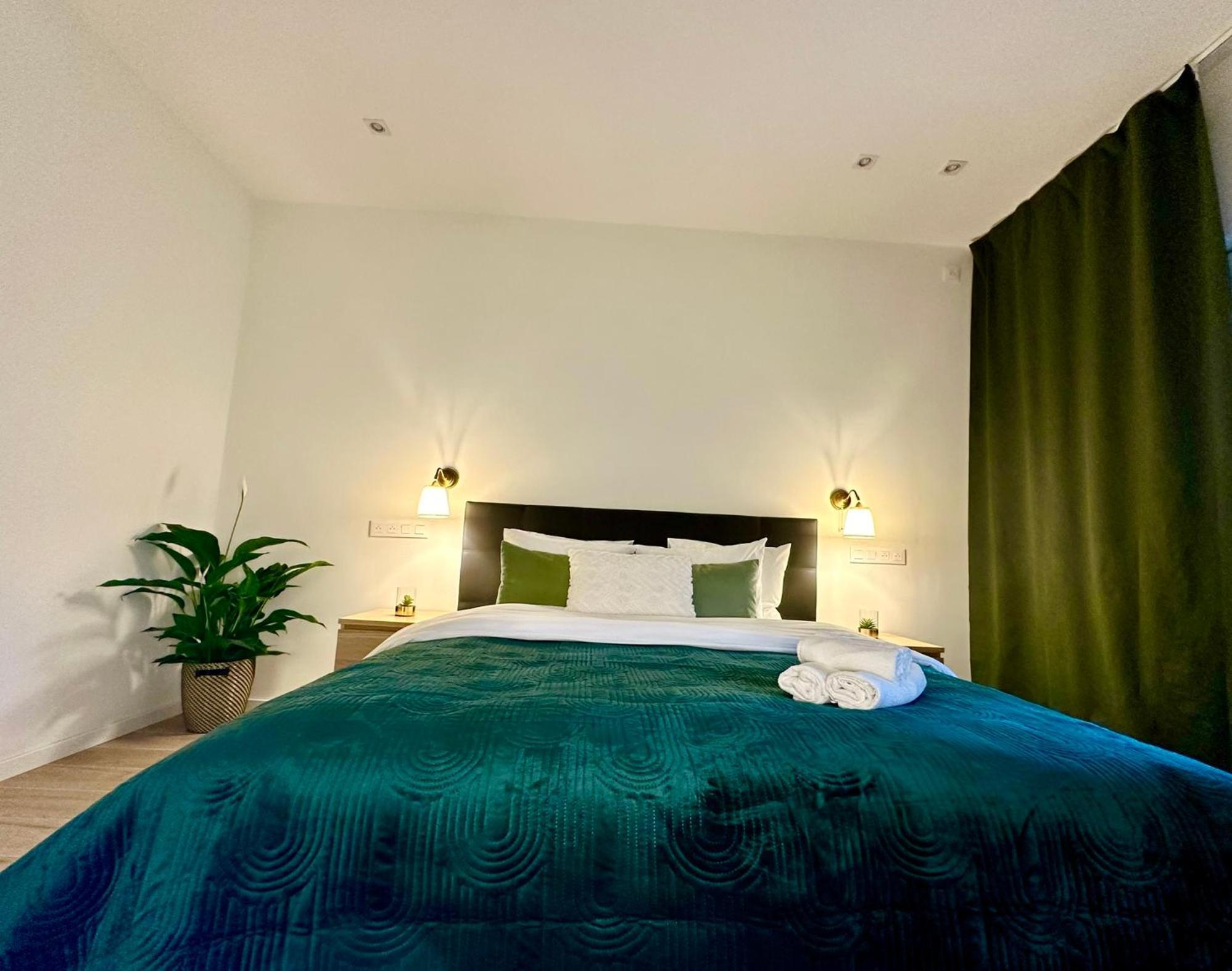 Luxury Suites Park By Rikas Hotels Antwerpen Exterior foto