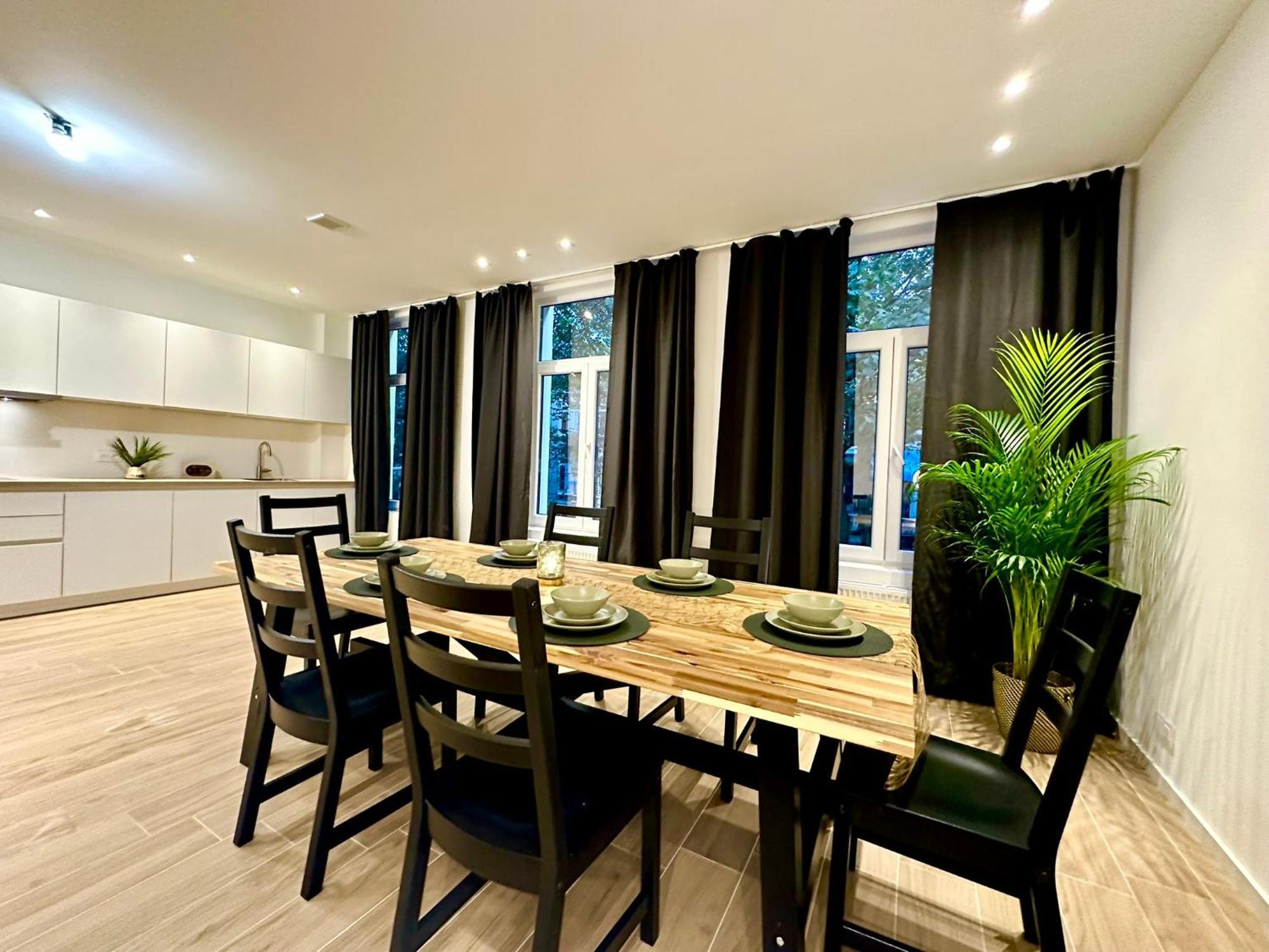 Luxury Suites Park By Rikas Hotels Antwerpen Exterior foto