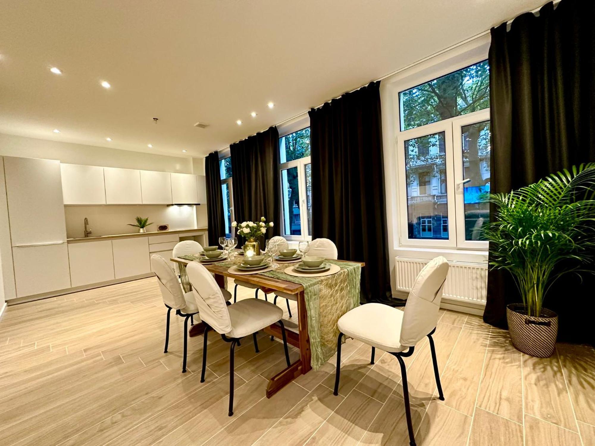 Luxury Suites Park By Rikas Hotels Antwerpen Exterior foto