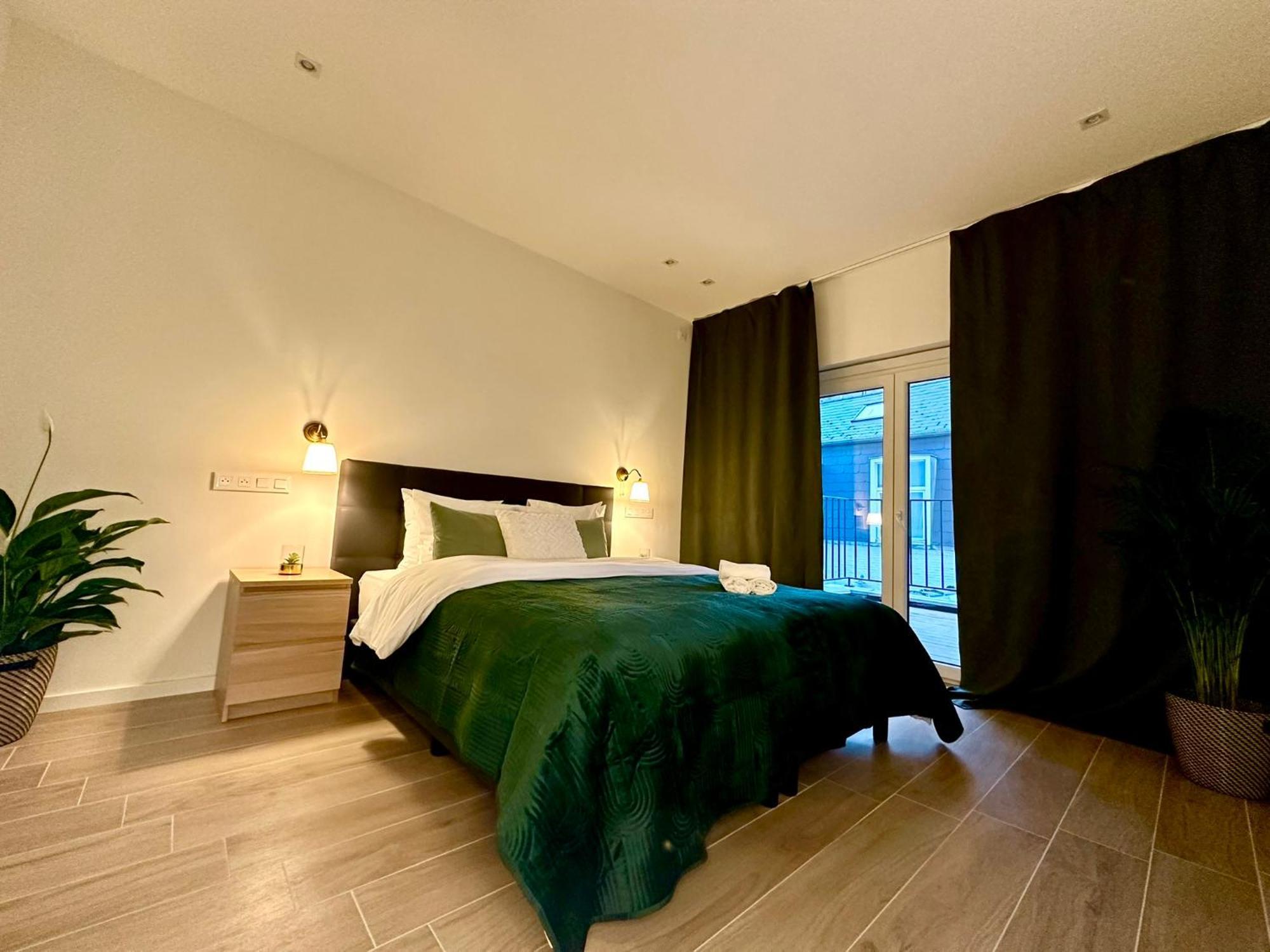 Luxury Suites Park By Rikas Hotels Antwerpen Exterior foto