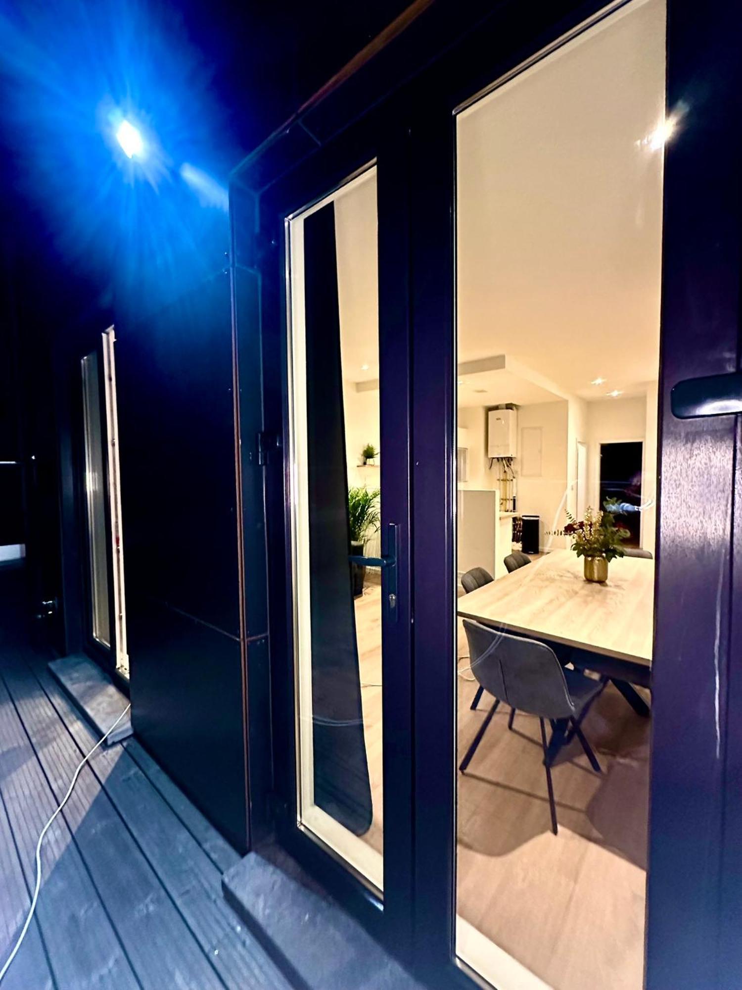 Luxury Suites Park By Rikas Hotels Antwerpen Exterior foto